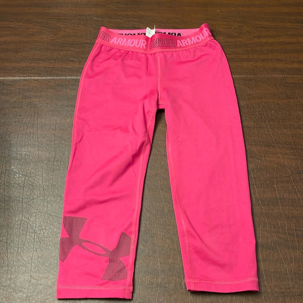 Under Armour Pink 3/4 length Workout Pants